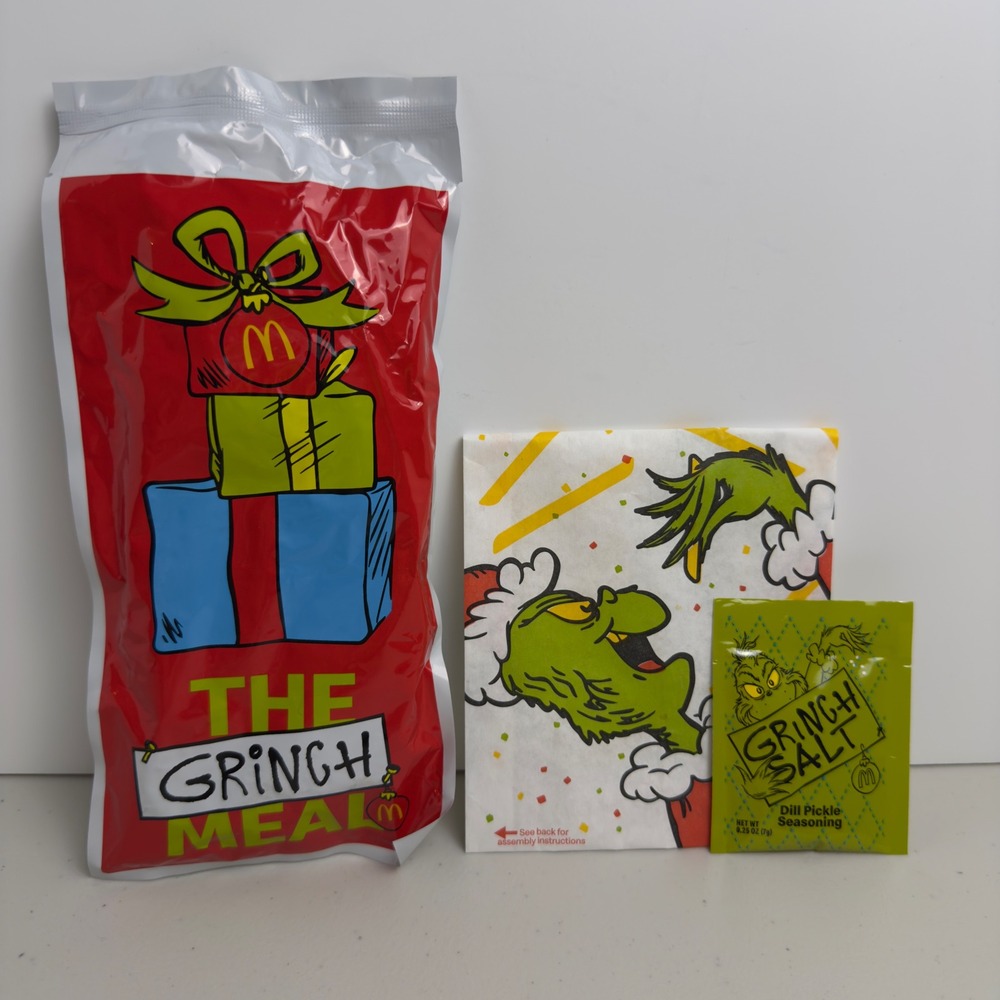 McDonalds The Grinch Meal Collectible Set Mystery Socks Dill Pickle Salt Sealed
